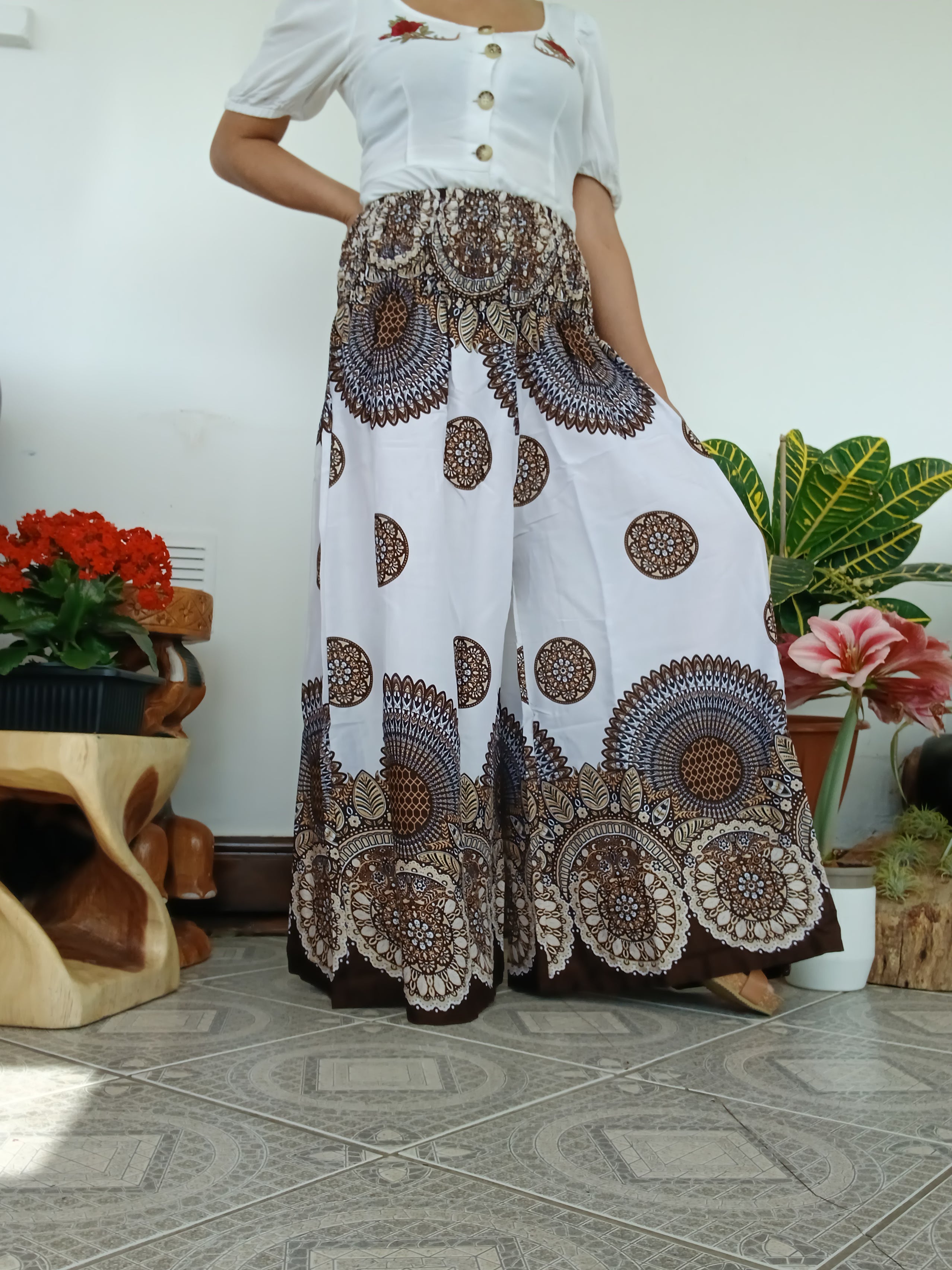 White and brown Boho baggy harem pants wide leg palazzo flowy high-waisted trousers one size fit 8-10-12-14
