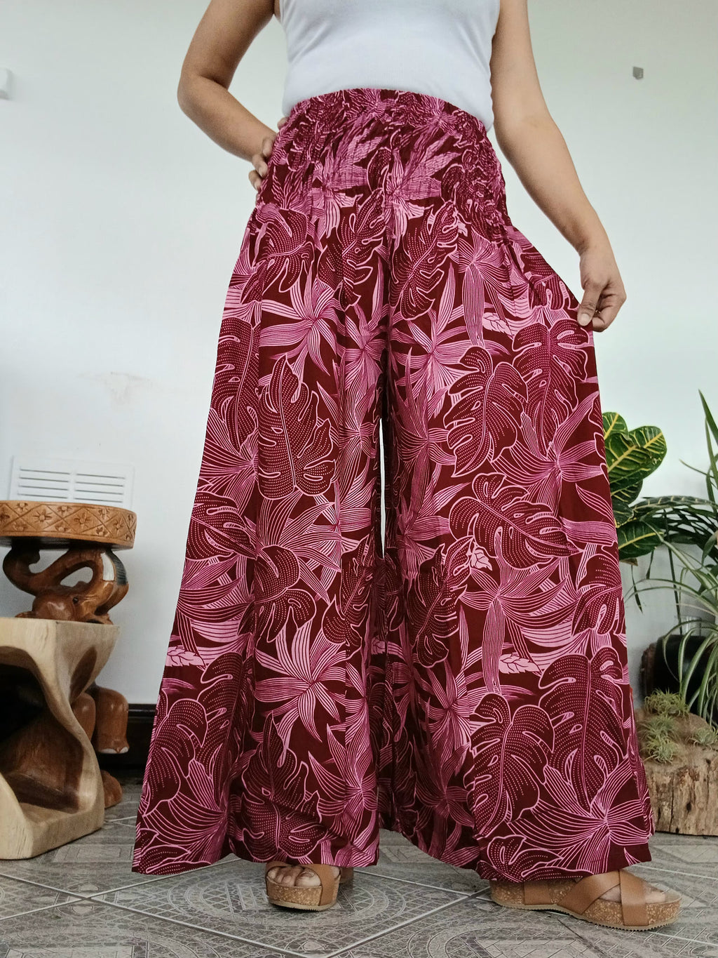 Beautiful boho flowy high-waisted harem pants Palazzo wide leg elegant trousers one size fit S-M-L-XL