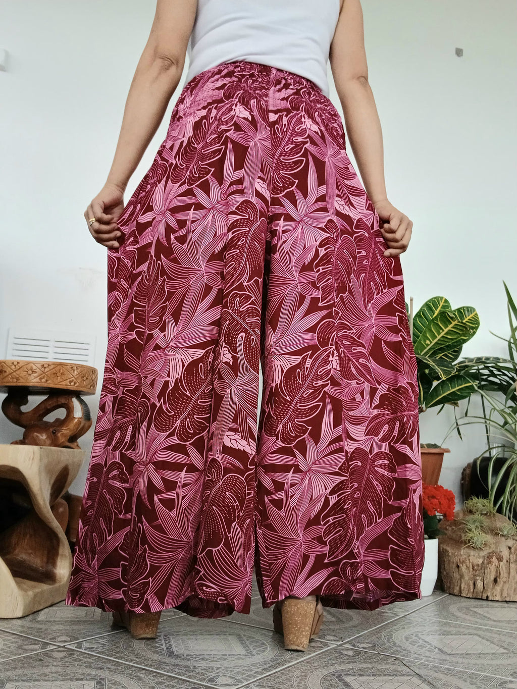 Beautiful boho flowy high-waisted harem pants Palazzo wide leg elegant trousers one size fit S-M-L-XL