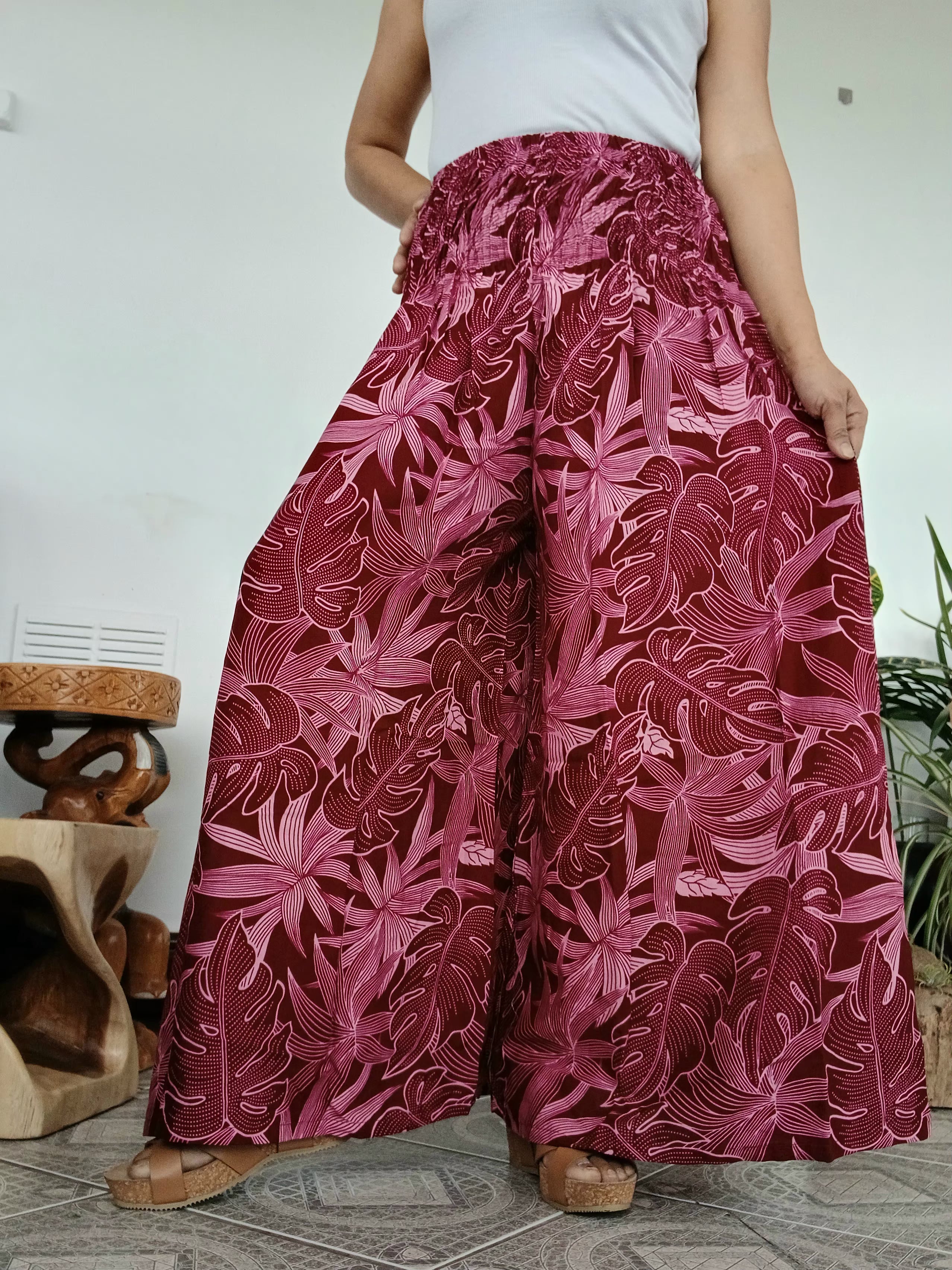 Beautiful boho flowy high-waisted harem pants Palazzo wide leg elegant trousers one size fit S-M-L-XL