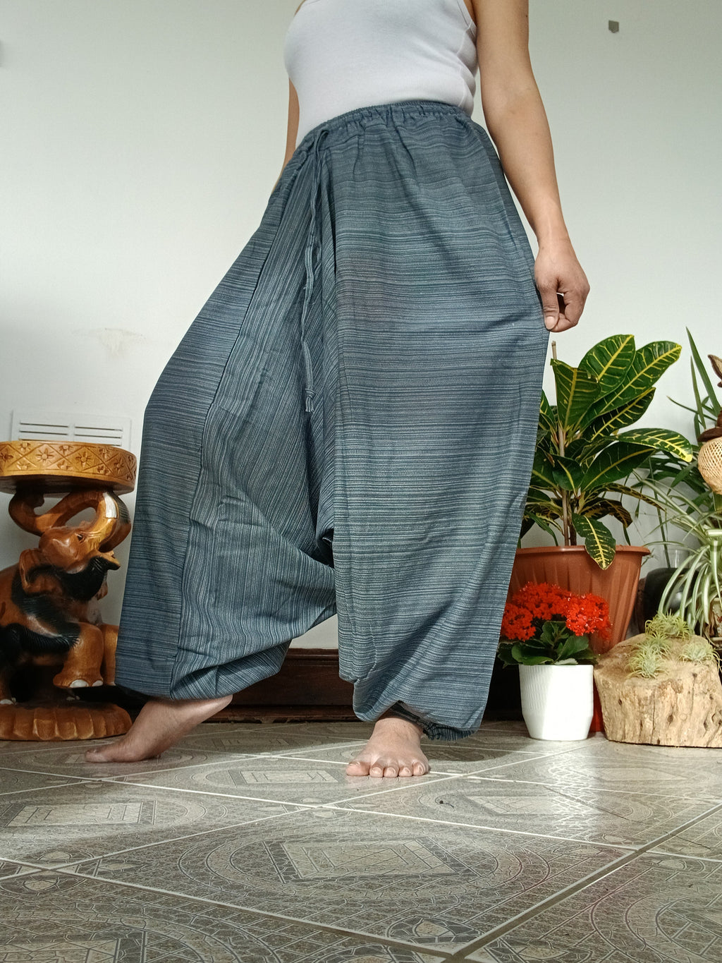 Grey cotton baggy relaxed fit yoga meditation harem pants hippie Boho trousers for unisex