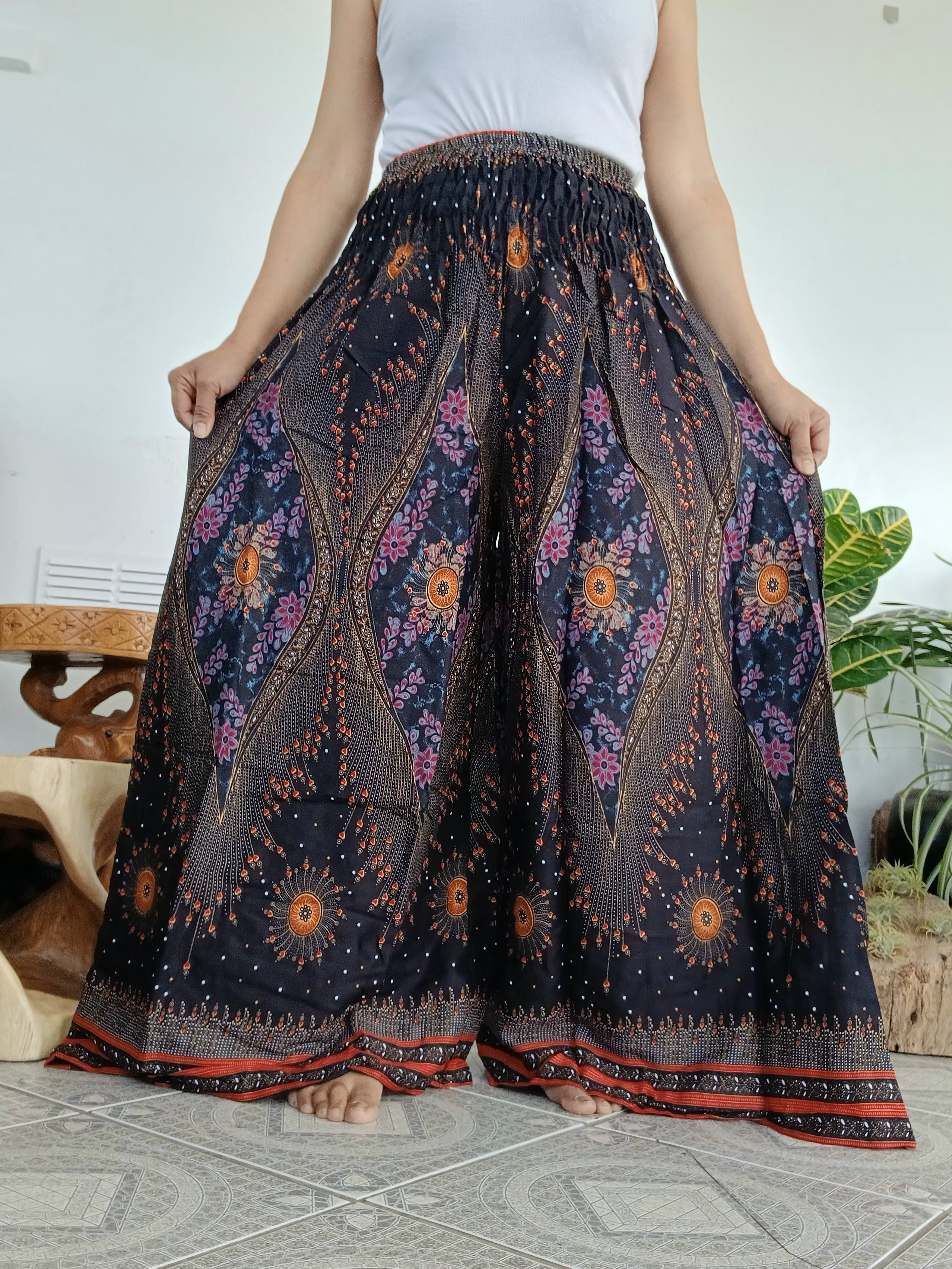 Beautiful flowy boho wide leg elegant culottes trousers high-waisted harem pants One size fits 8-10-12